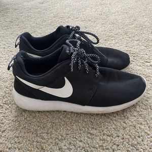 Nike Roshes